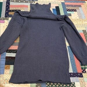 Women's Ribbed Turtleneck Sweater - Blue